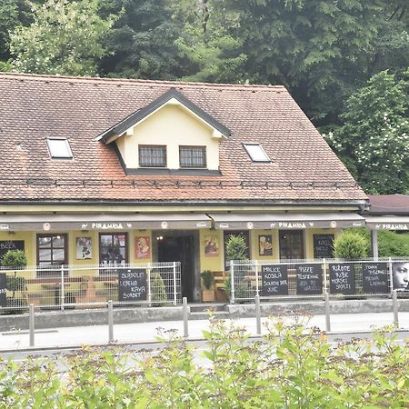 Janez Rooms リュブリャナ エクステリア 写真
